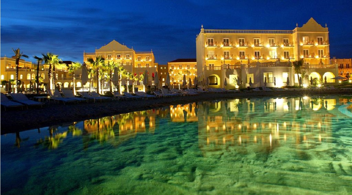 The_Lake_Spa_Resort.jpg 