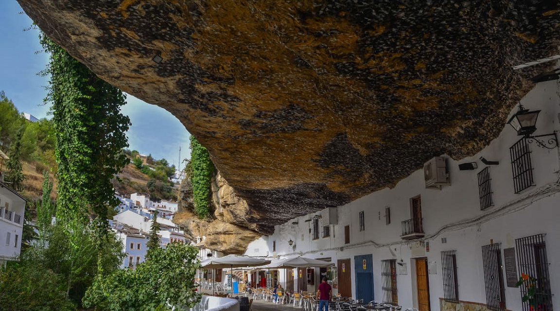 Setenil de las Bodegas