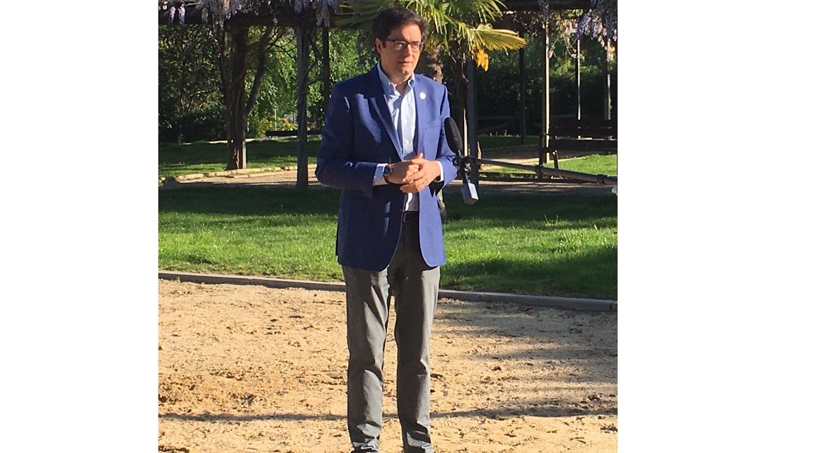 Óscar López