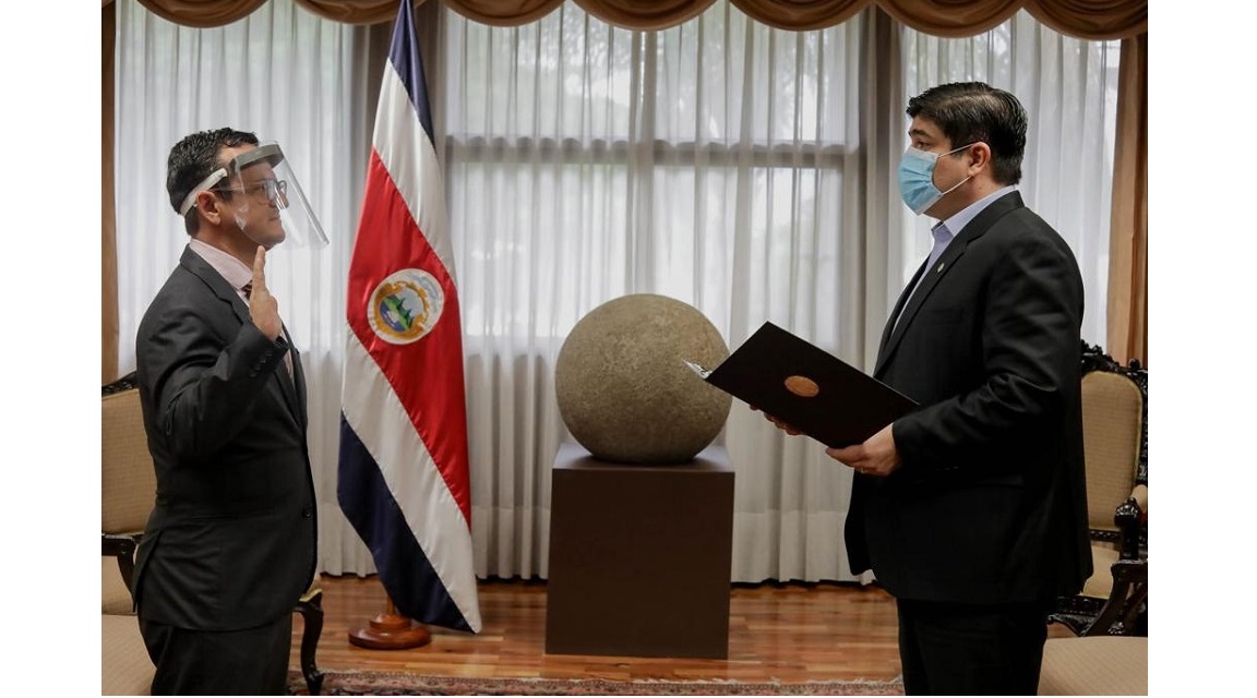 Nuevo ministro Costa Rica
