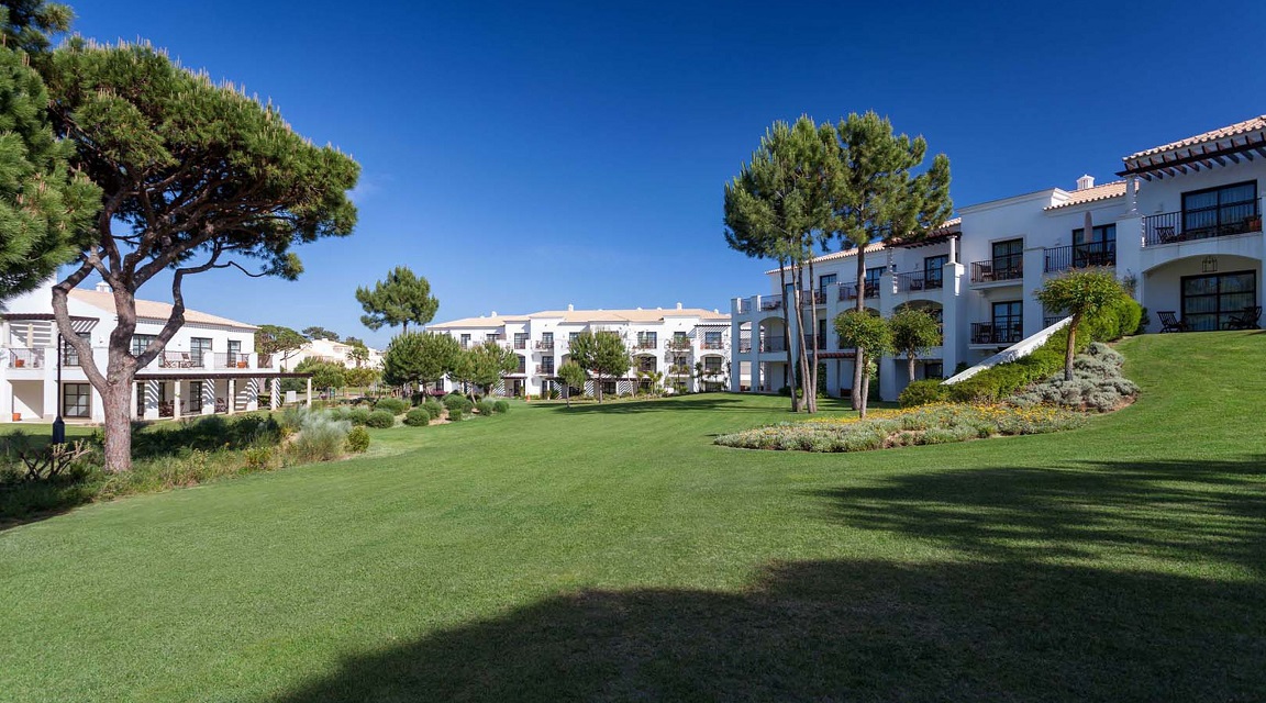 Pine Cliffs Hotel