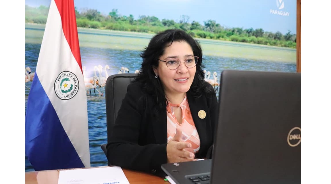 Paraguay ministra