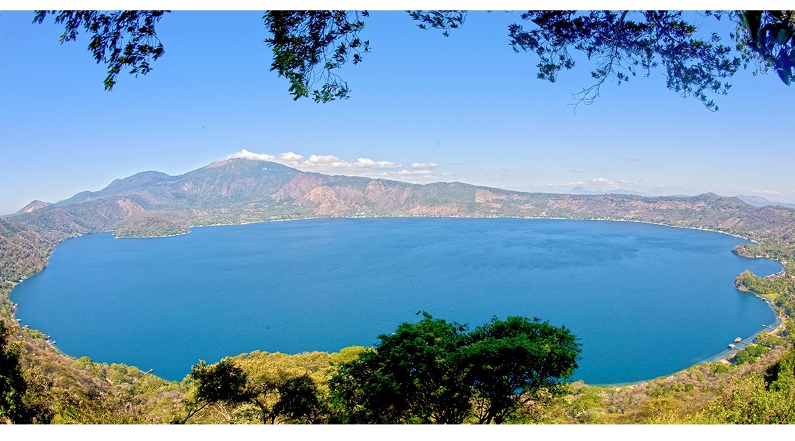 El Salvador: Lago de Coatepeque