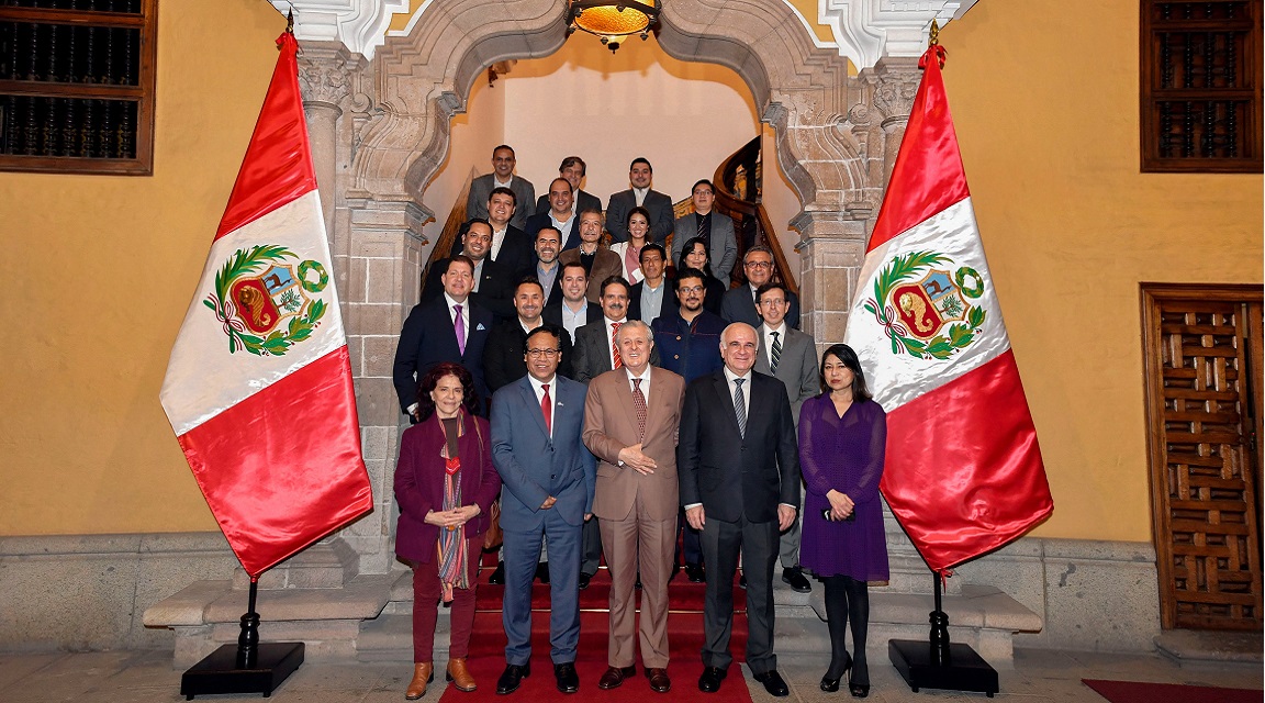 Perú México