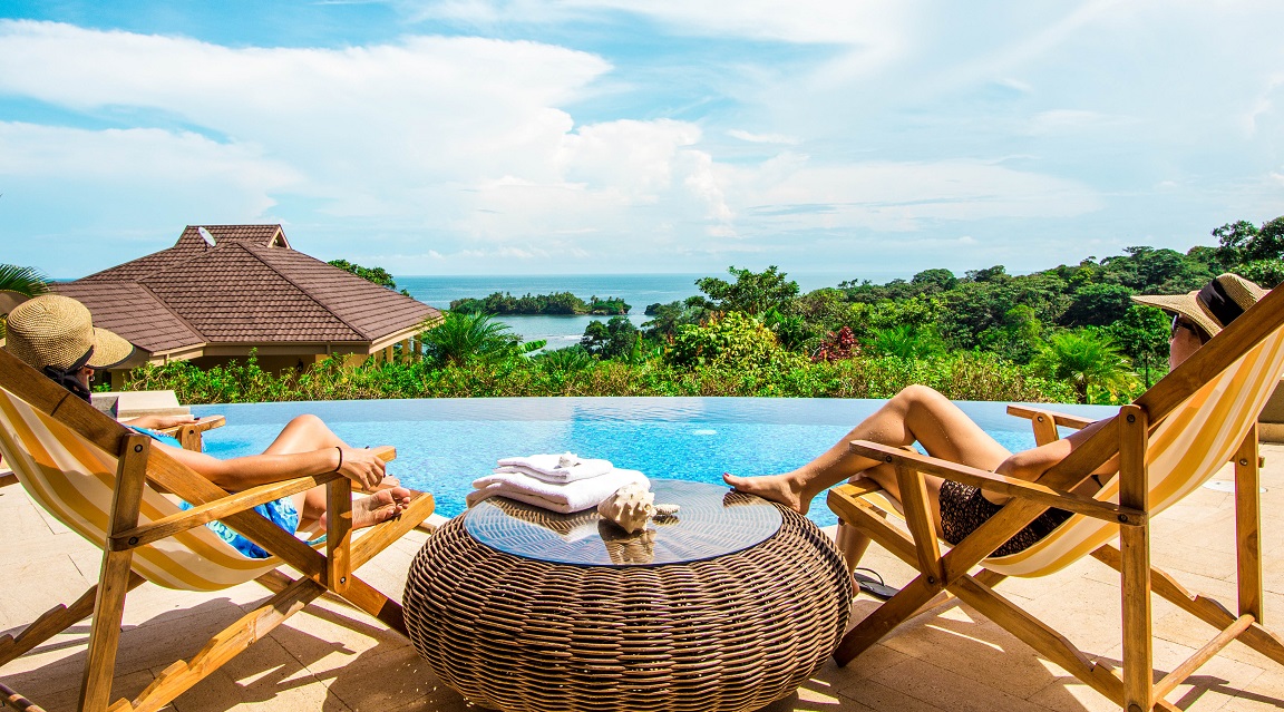 Red Frog Beach Resort