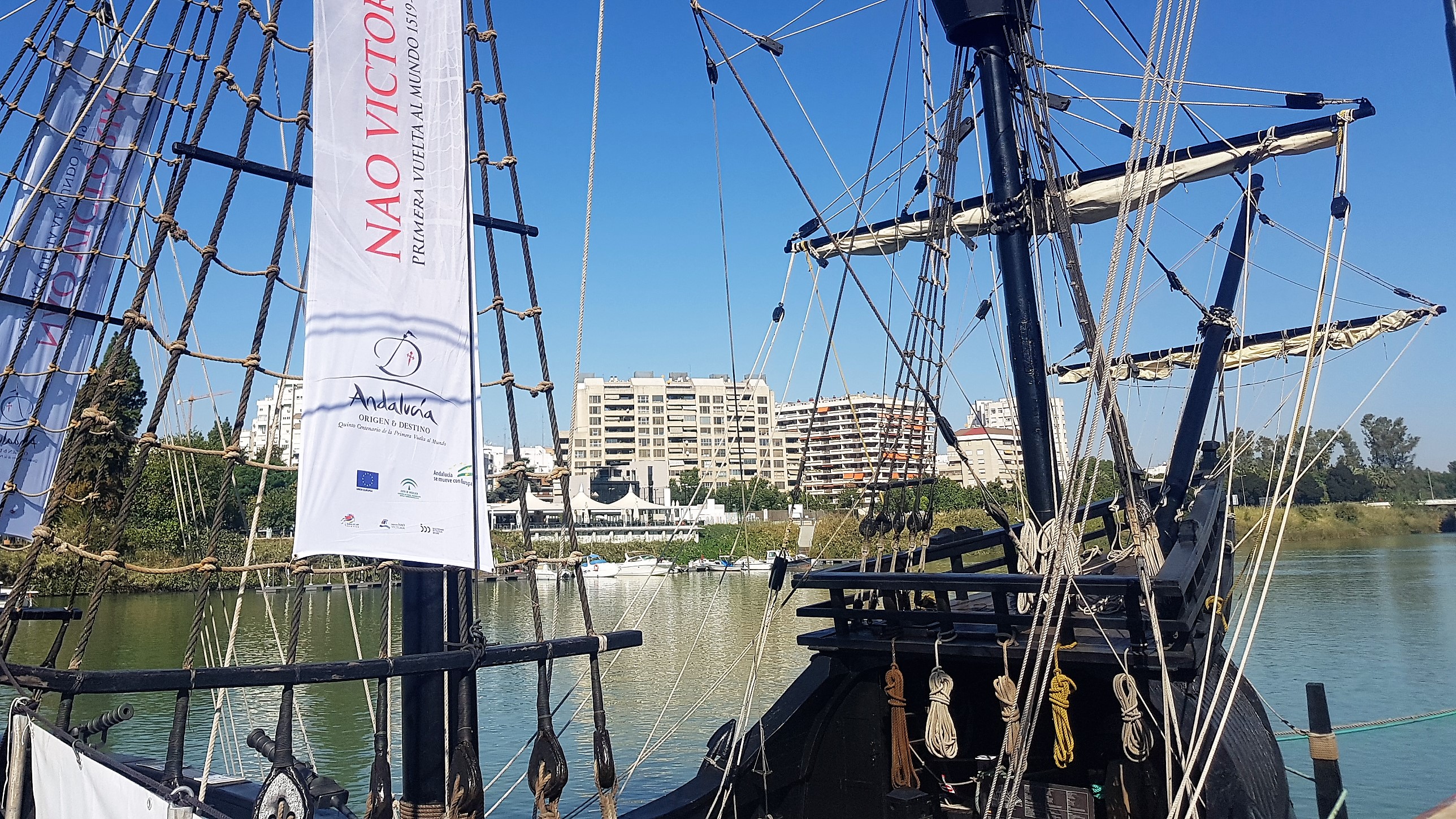 nao victoria sevilla muelle delicias