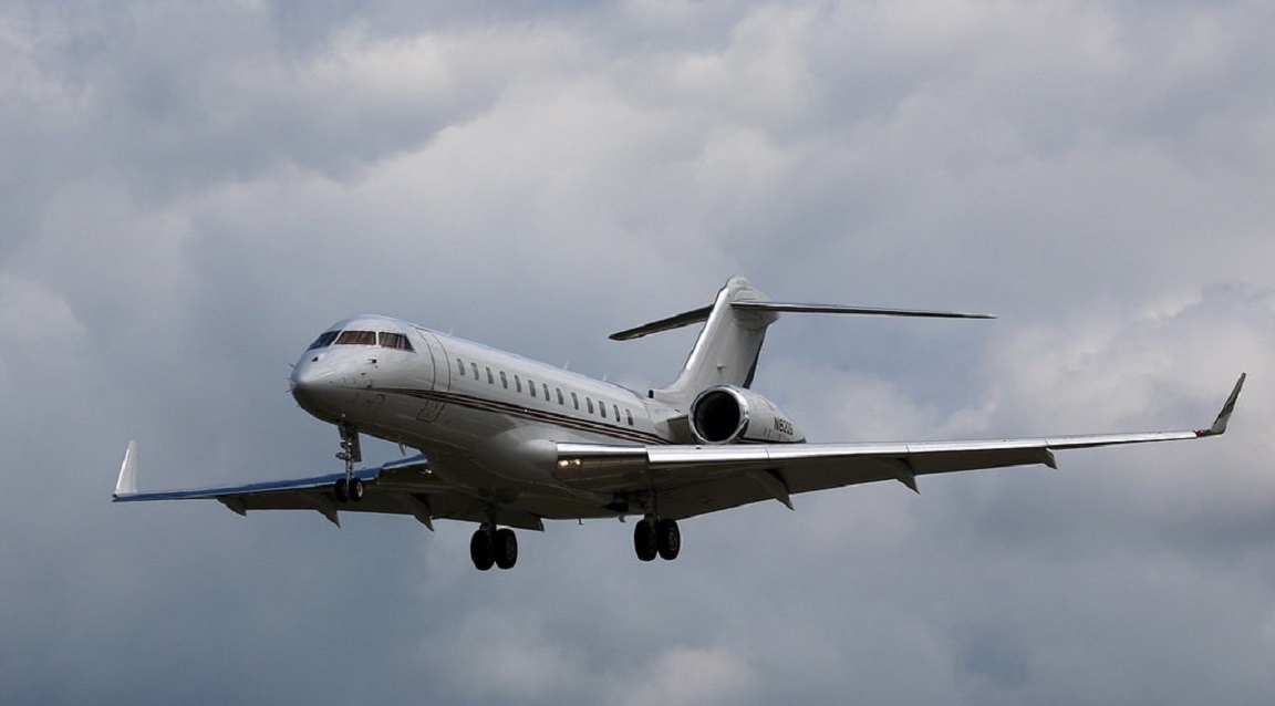 Avión