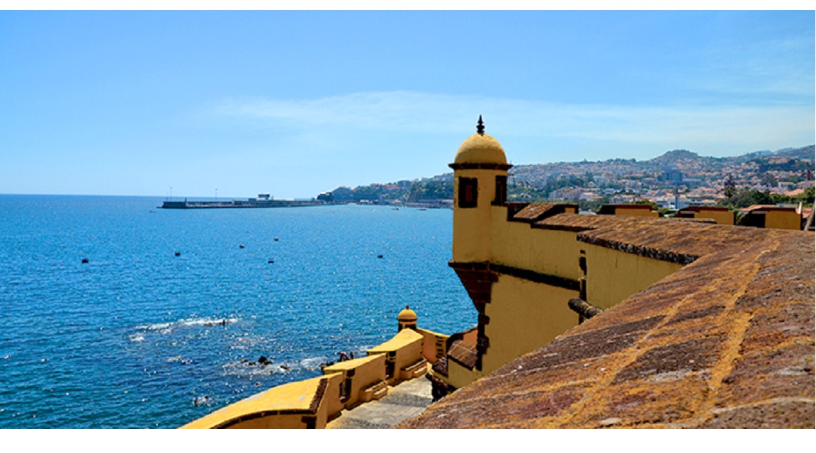 Madeira Fuerte S. Tiago