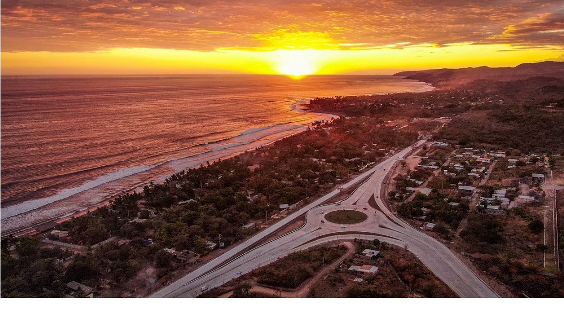 El Salvador Surf City