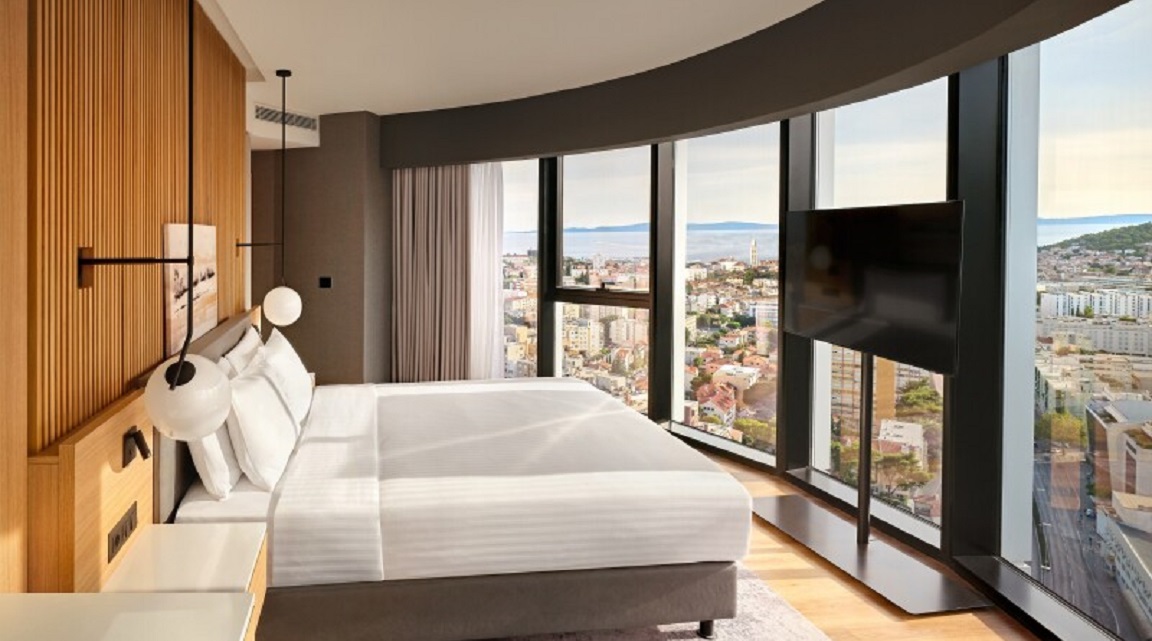 ac marriott split
