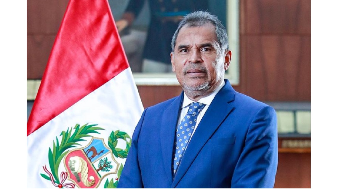 Perú ministro Mathew