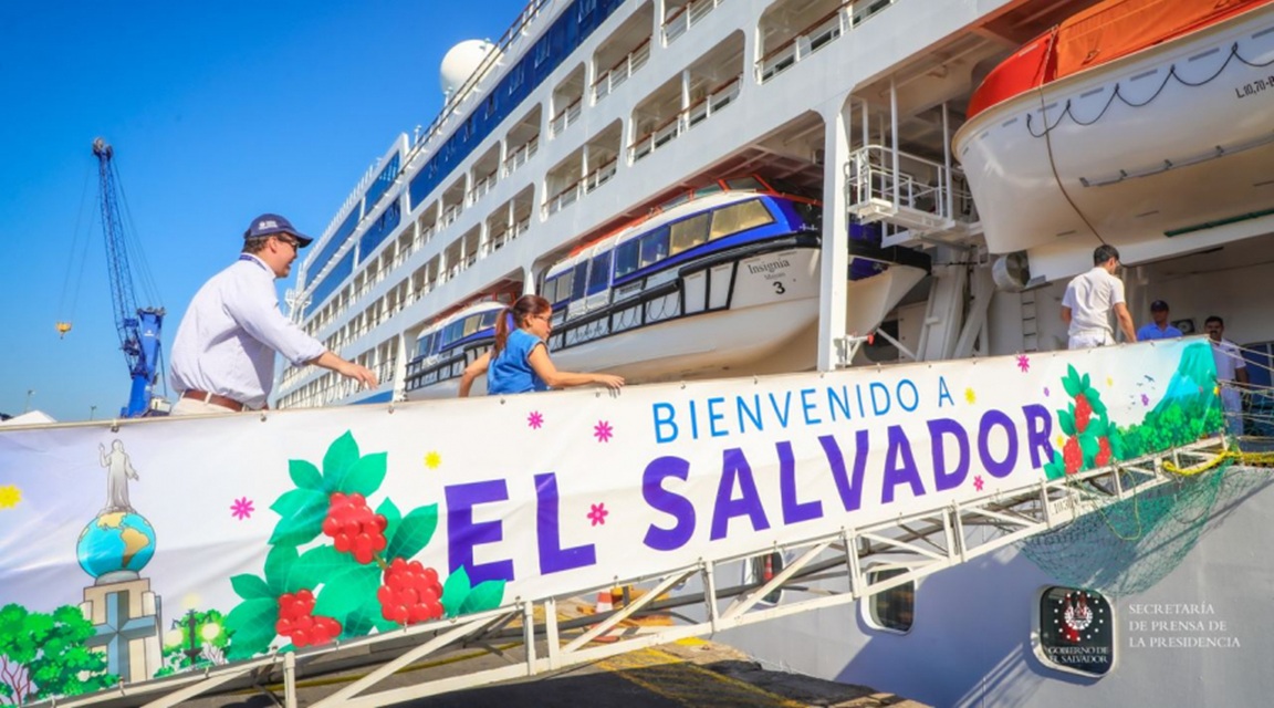 Crucero El Salvador