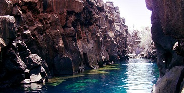 Galapagos_Las_Grietas