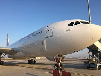 Iberia_A330_200