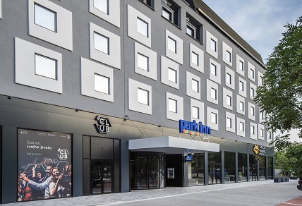 Park_Inn_by_Radisson_Danube