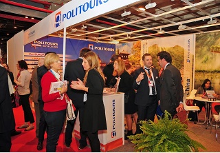 Politours_Fitur