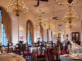 Raffles_Hotel_Singapore_Restaurant