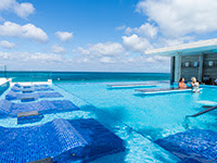 Riu_Palace_Paradise_Island