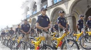 Guatemala_policia_bici
