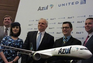 azul_united