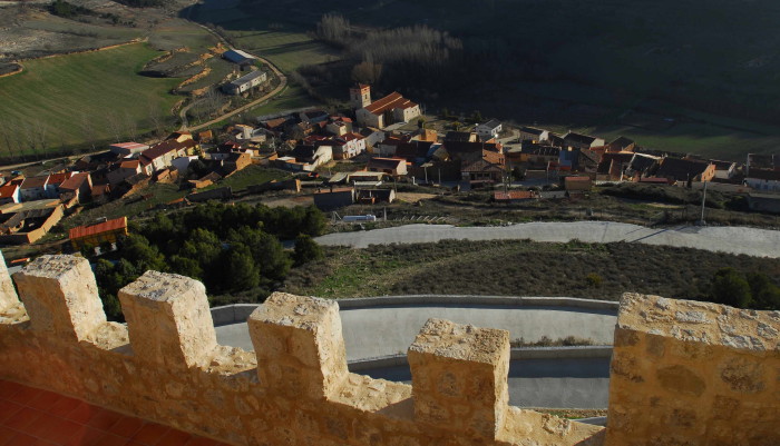 Vista de Curiel desde las almenas del castillo