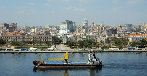 vista de La Habana Vieja desde el fuerte del Morro 