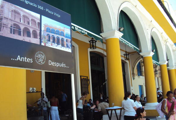 terraza de La Taberna en la Plaza Vieja