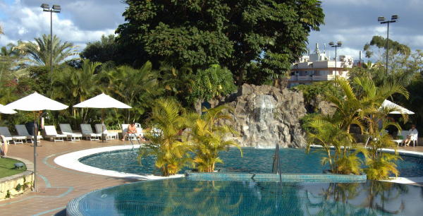 piscinas del hotel Botánico