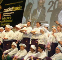 Cocineros de Valladolid durante la entrega de una placa al Ayuntamiento