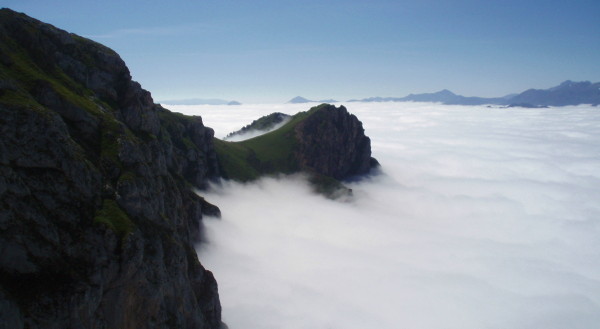 mar de nubes en los Picos de Europa