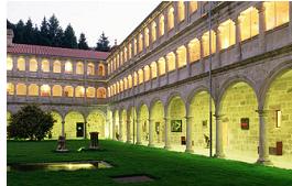 Claustro del Parador de Santo Estevo, Orense.