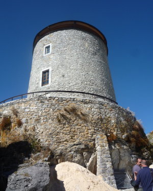 torreón de Puebla de Lillo