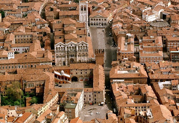 Vista aérea de la catedral, en el centro histórico