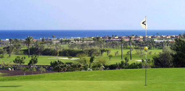 campo de golf con vistas al océano Atlántico