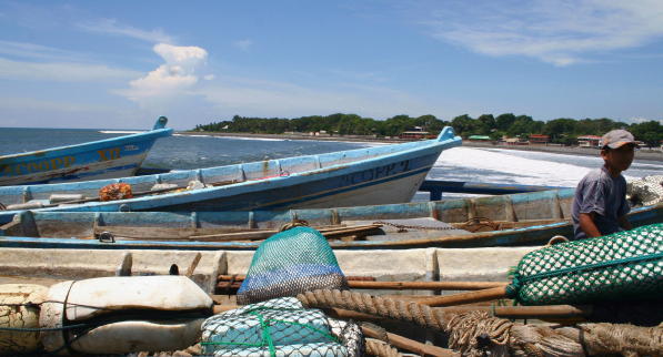 barcas de pescadores en La Libertad