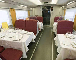 restaurante del trenhotel de Renfe